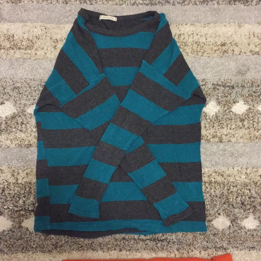 Stretchy Long Sleeve